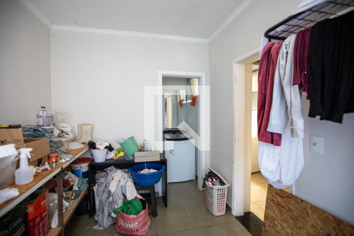 Casa à Venda - Guanabara, 6 Quartos,  230 m2 em , Campinas - sp | SoloBR