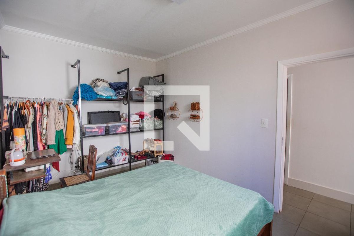 Casa à Venda - Guanabara, 6 Quartos,  230 m2 em , Campinas - sp | SoloBR