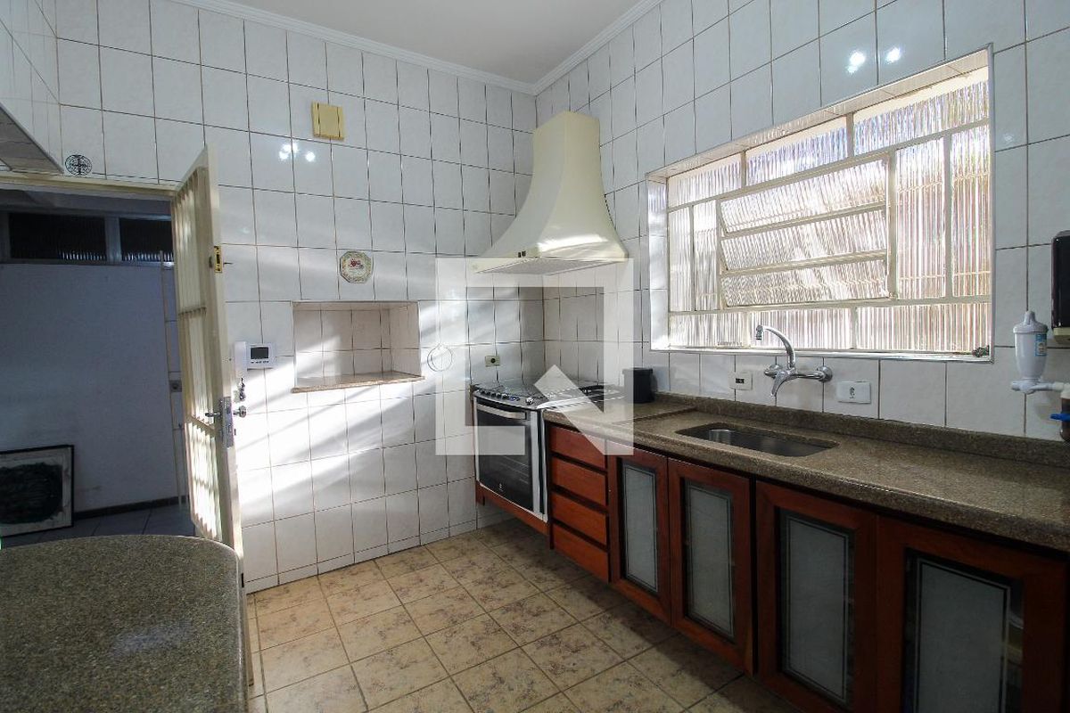Casa, 4 quartos, 790 m² - Foto 9