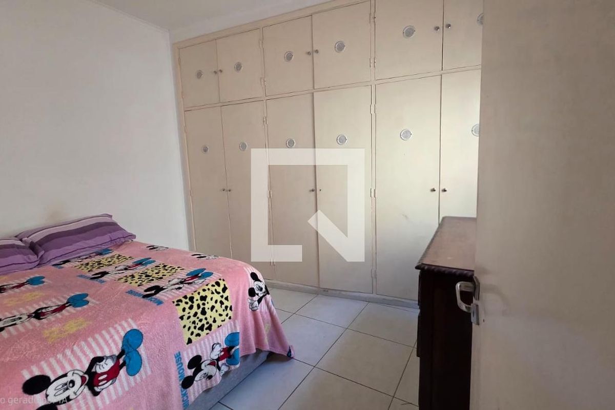 Casa à Venda - Jardim Flamboyant, 3 Quartos,  207 m2 em , Campinas - sp | SoloBR