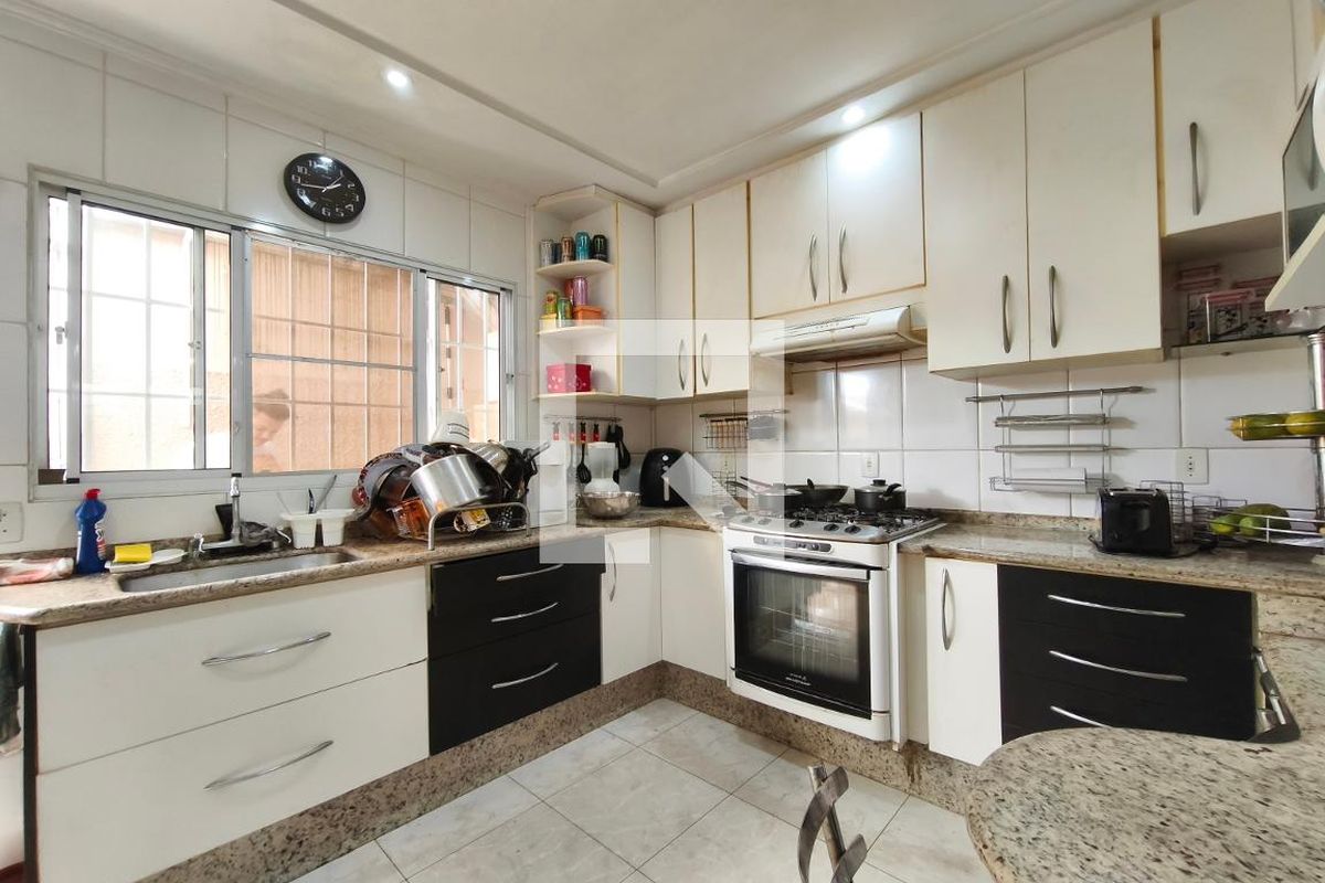 Casa à Venda - Parque Prado, 3 Quartos,  140 m2 em , Campinas - sp | SoloBR