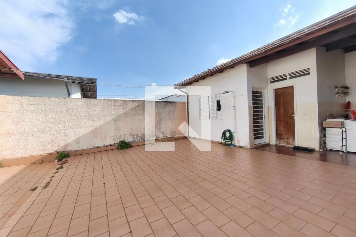 Casa à Venda - Parque Prado, 3 Quartos,  140 m2 em , Campinas - sp | SoloBR
