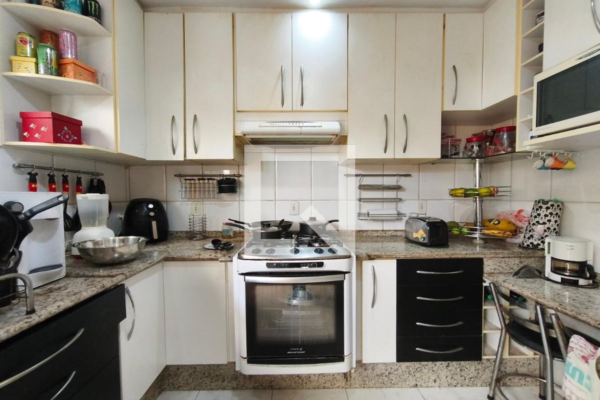 Casa à Venda - Parque Prado, 3 Quartos,  140 m2 em , Campinas - sp | SoloBR