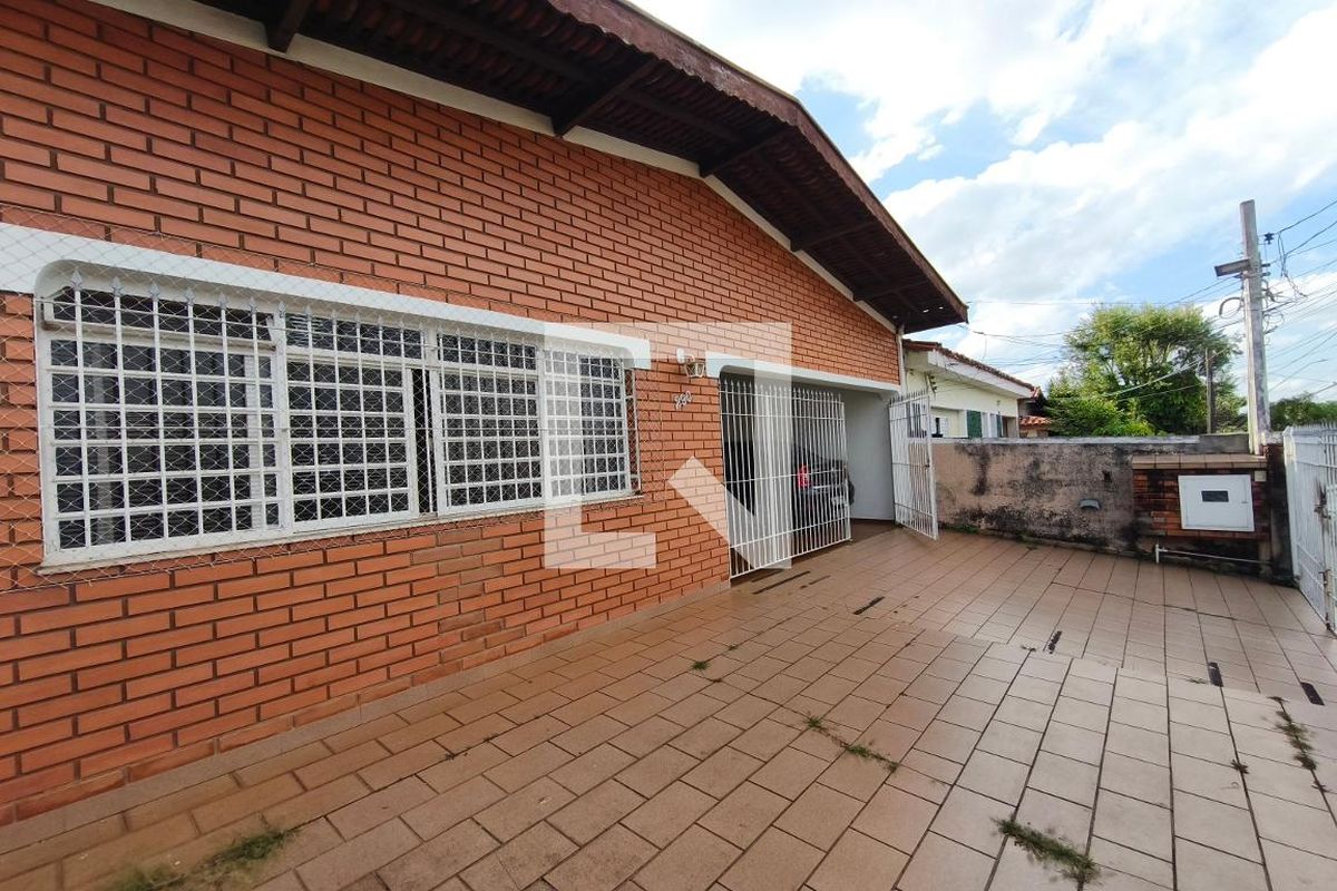 Casa à Venda - Parque Prado, 3 Quartos,  140 m2 em , Campinas - sp | SoloBR