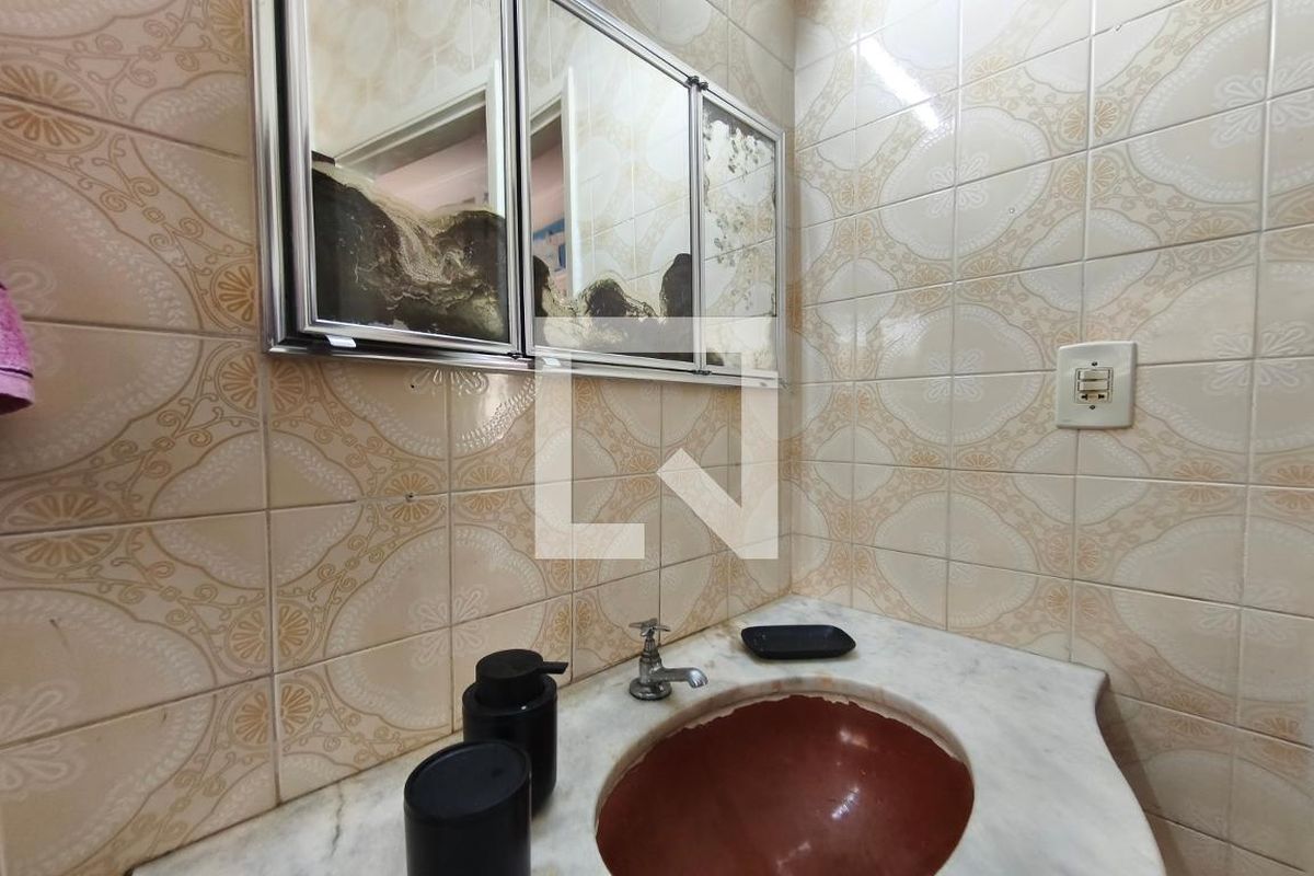 Casa à Venda - Parque Prado, 3 Quartos,  140 m2 em , Campinas - sp | SoloBR