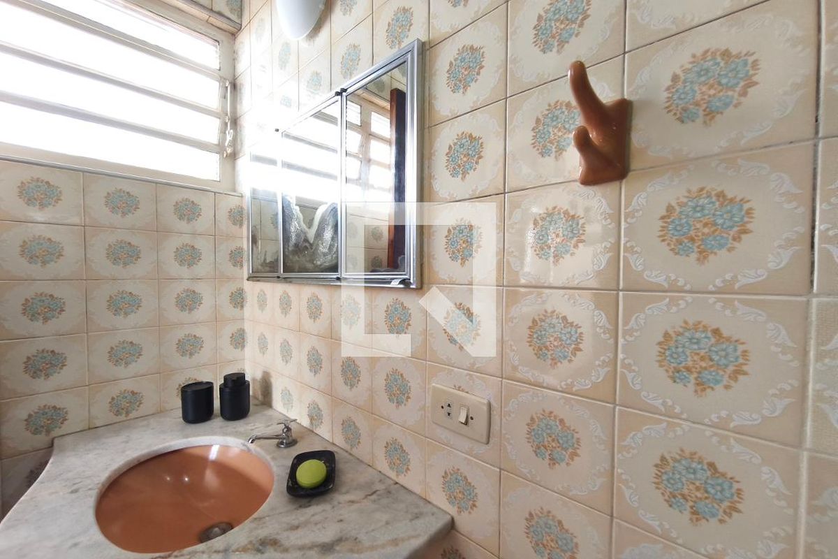 Casa à Venda - Parque Prado, 3 Quartos,  140 m2 em , Campinas - sp | SoloBR
