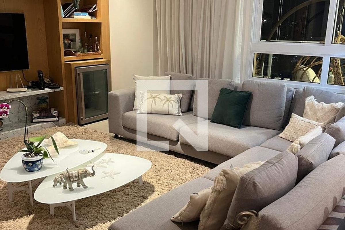 Apartamento à Venda - Cambuí, 3 Quartos,  213 m2 em , Campinas - sp | SoloBR