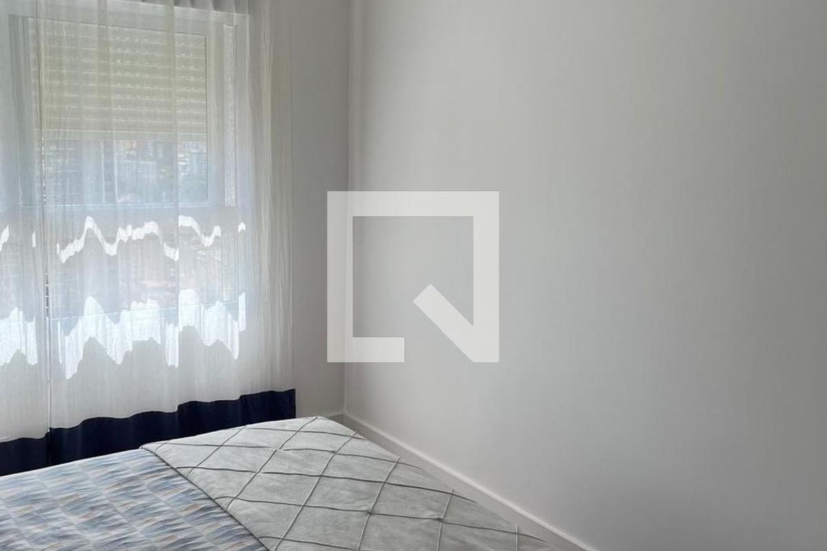 Apartamento à Venda - Cambuí, 3 Quartos,  213 m2 em , Campinas - sp | SoloBR