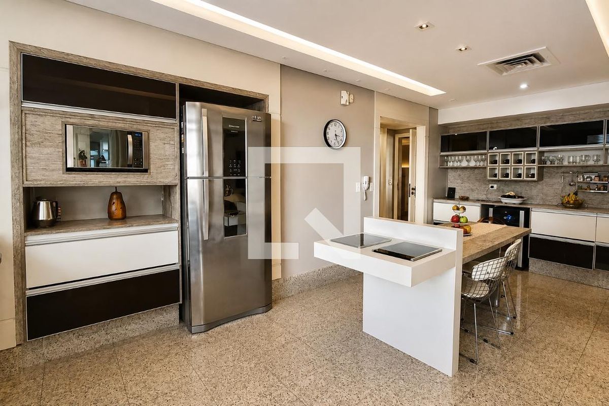 Apartamento, 3 quartos, 276 m² - Foto 65