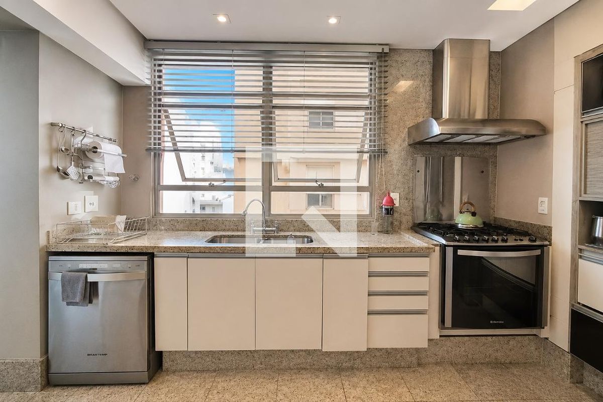 Apartamento, 3 quartos, 276 m² - Foto 64