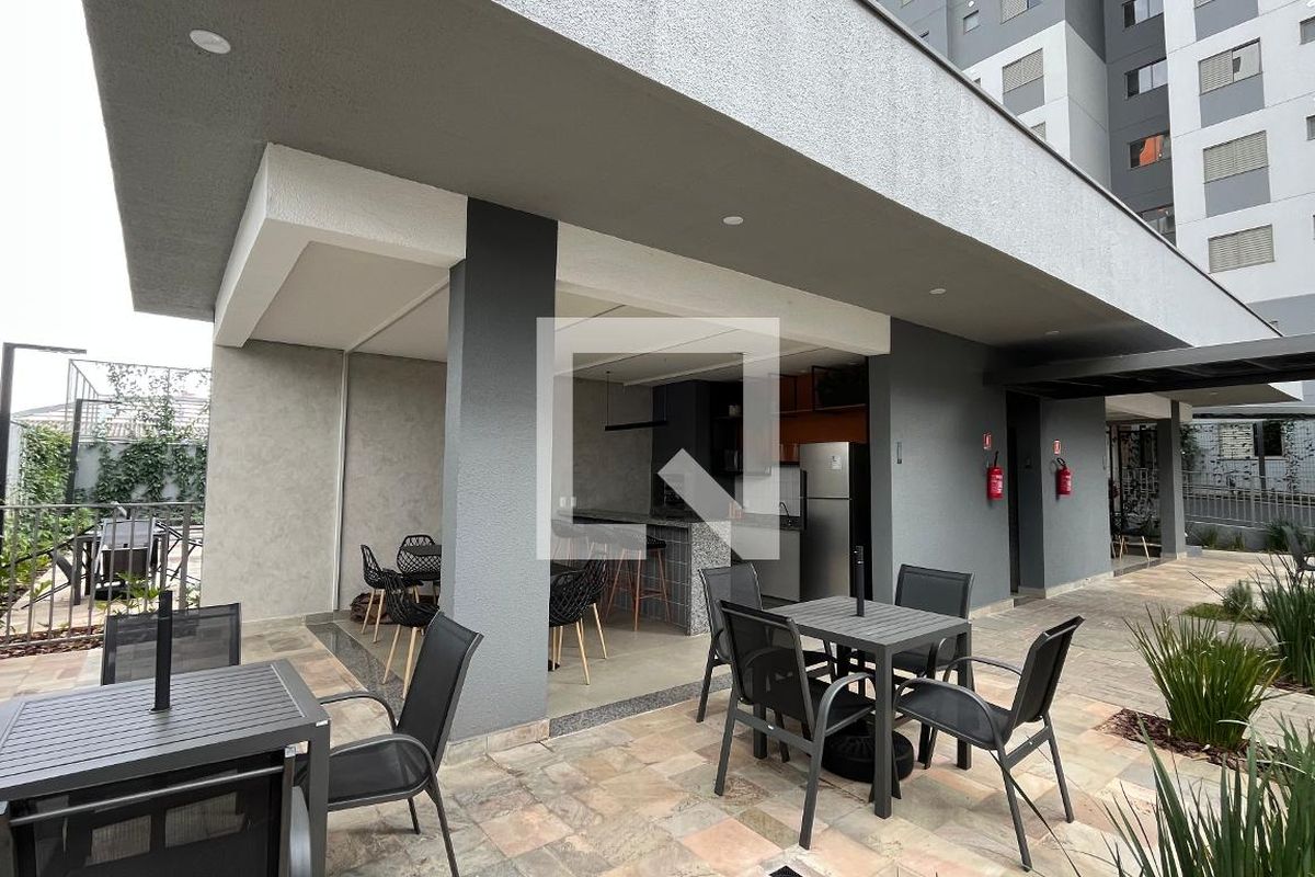 Apartamento à Venda - Mansões Santo Antônio, 2 Quartos,  66 m2 em , Campinas - sp | SoloBR