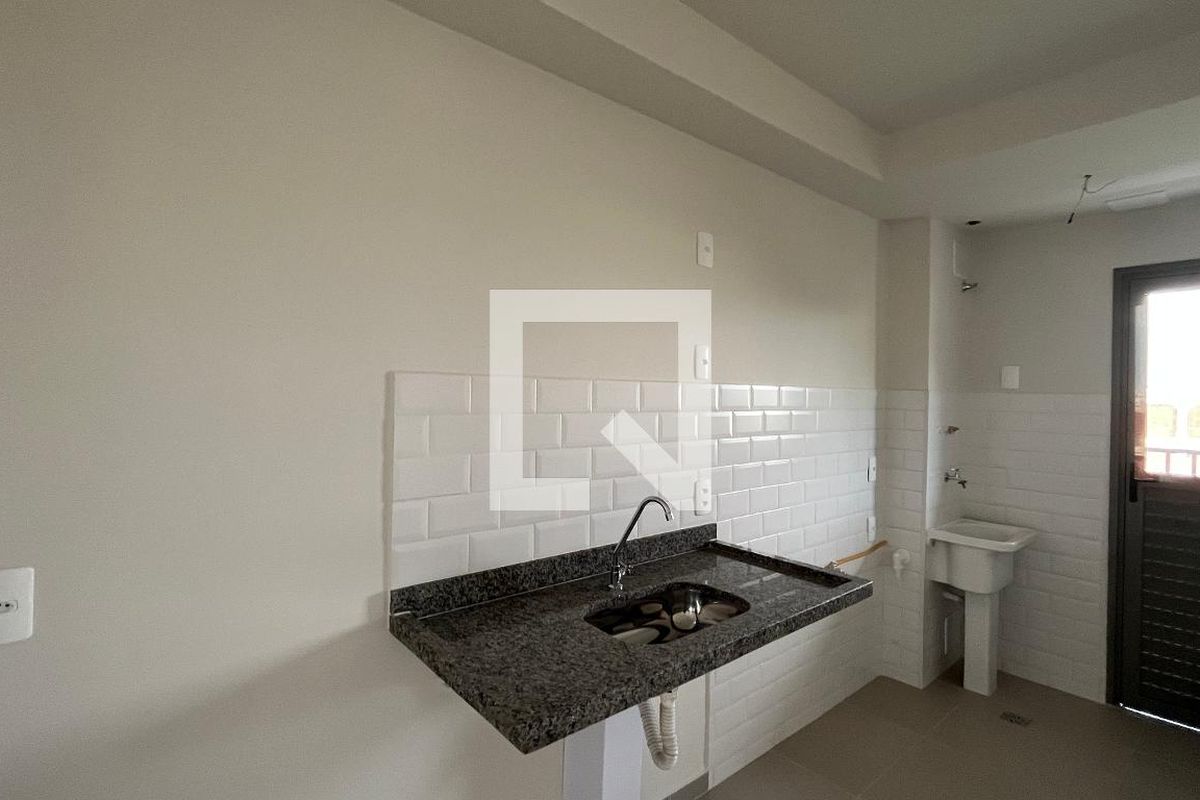 Apartamento à Venda - Mansões Santo Antônio, 2 Quartos,  66 m2 em , Campinas - sp | SoloBR