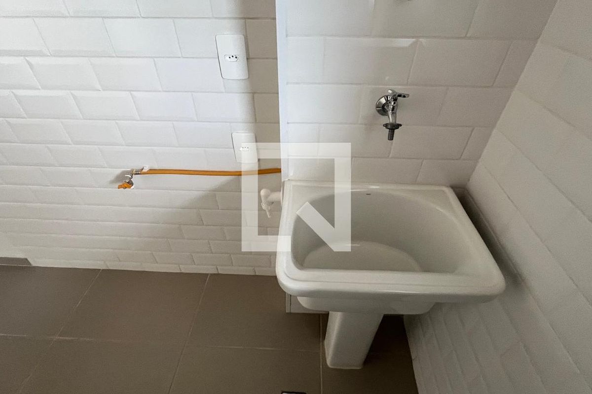 Apartamento à Venda - Mansões Santo Antônio, 2 Quartos,  66 m2 em , Campinas - sp | SoloBR