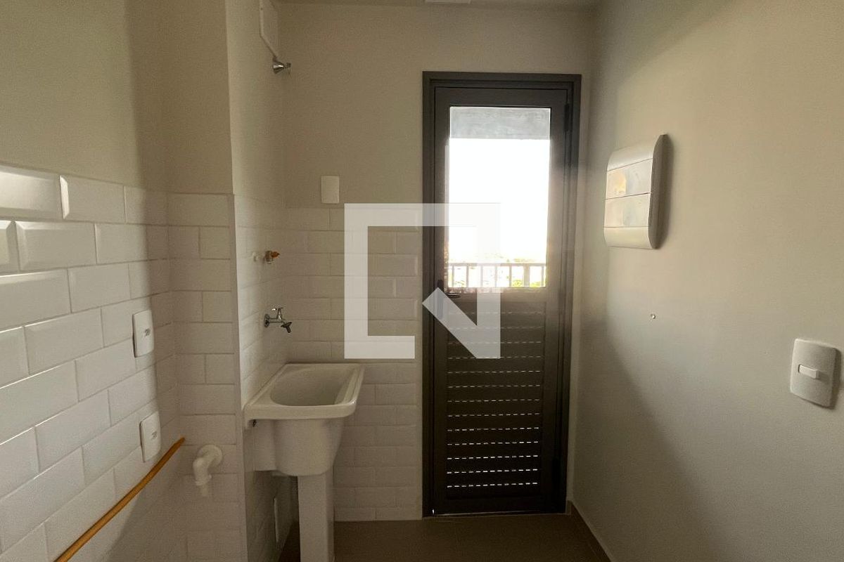 Apartamento à Venda - Mansões Santo Antônio, 2 Quartos,  66 m2 em , Campinas - sp | SoloBR