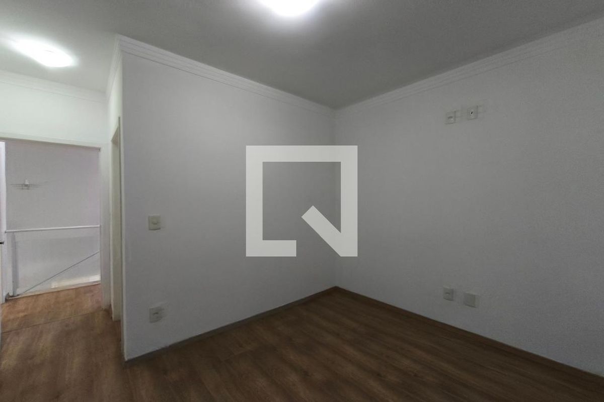 Casa à Venda - Swiss Park, 3 Quartos,  242 m2 em , Campinas - sp | SoloBR