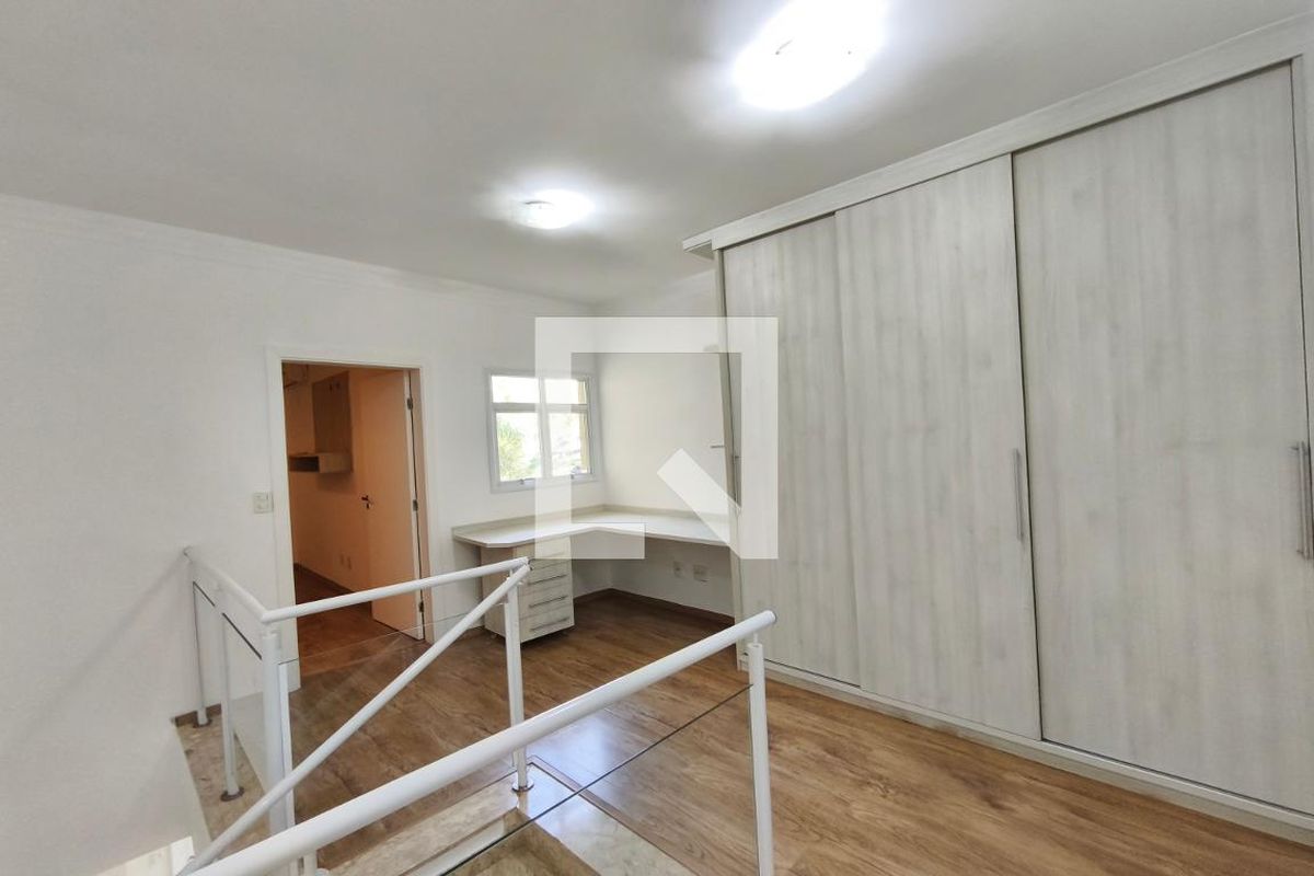 Casa à Venda - Swiss Park, 3 Quartos,  242 m2 em , Campinas - sp | SoloBR