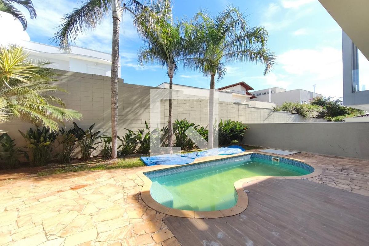 Casa à Venda - Swiss Park, 3 Quartos,  242 m2 em , Campinas - sp | SoloBR