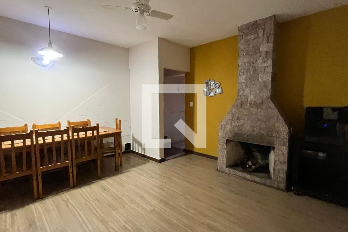 Casa à Venda - Jardim Santana, 5 Quartos,  150 m2 em , Campinas - sp | SoloBR