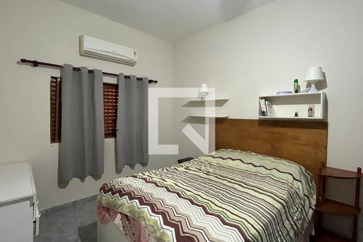 Casa à Venda - Jardim Santana, 5 Quartos,  150 m2 em , Campinas - sp | SoloBR