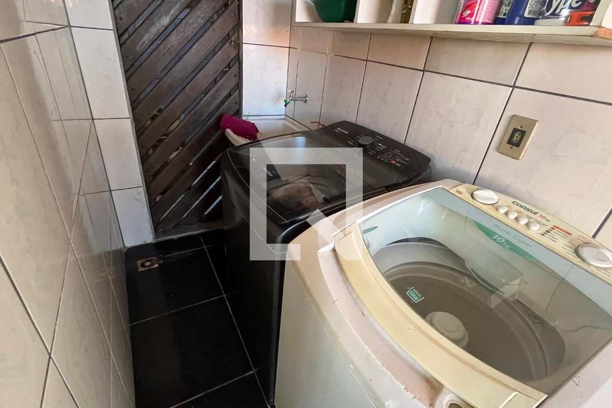 Casa à Venda - Jardim Santana, 5 Quartos,  150 m2 em , Campinas - sp | SoloBR