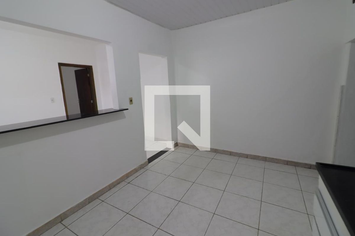 Casa, 2 quartos, 196 m² - Foto 18