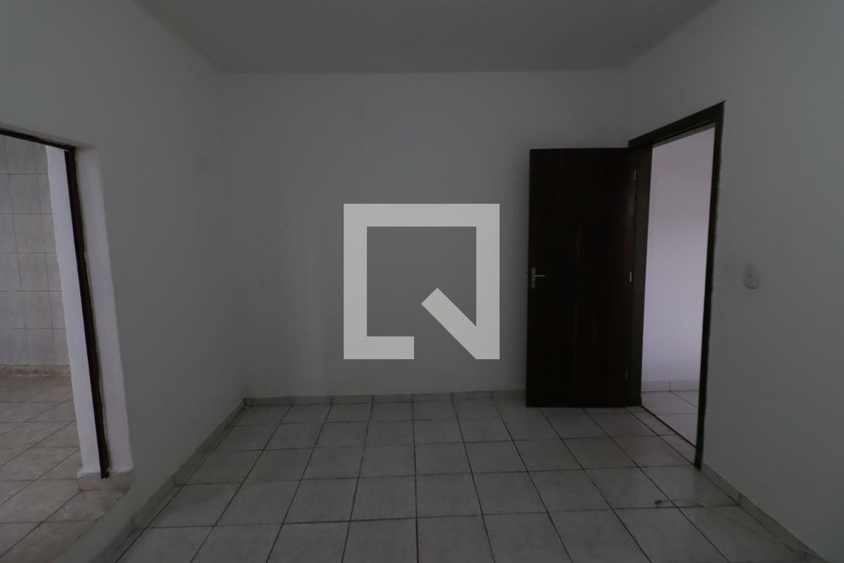 Casa, 2 quartos, 196 m² - Foto 12