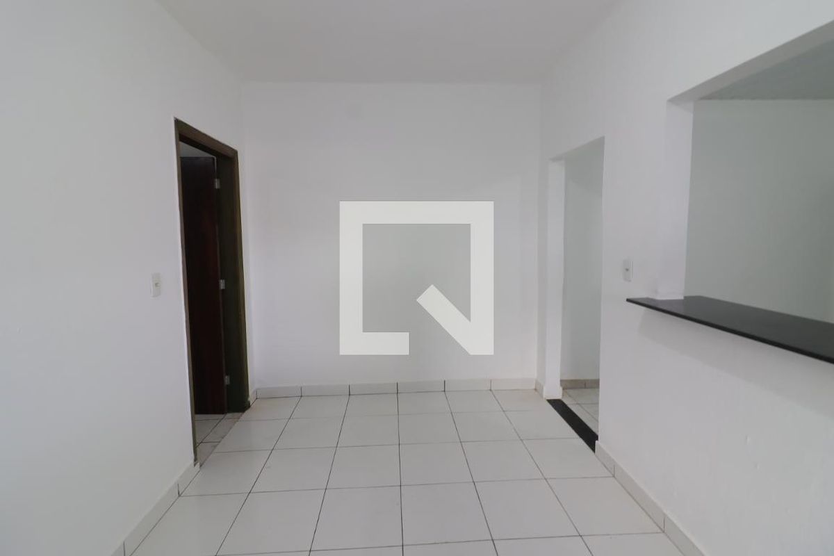 Casa, 2 quartos, 196 m² - Foto 3
