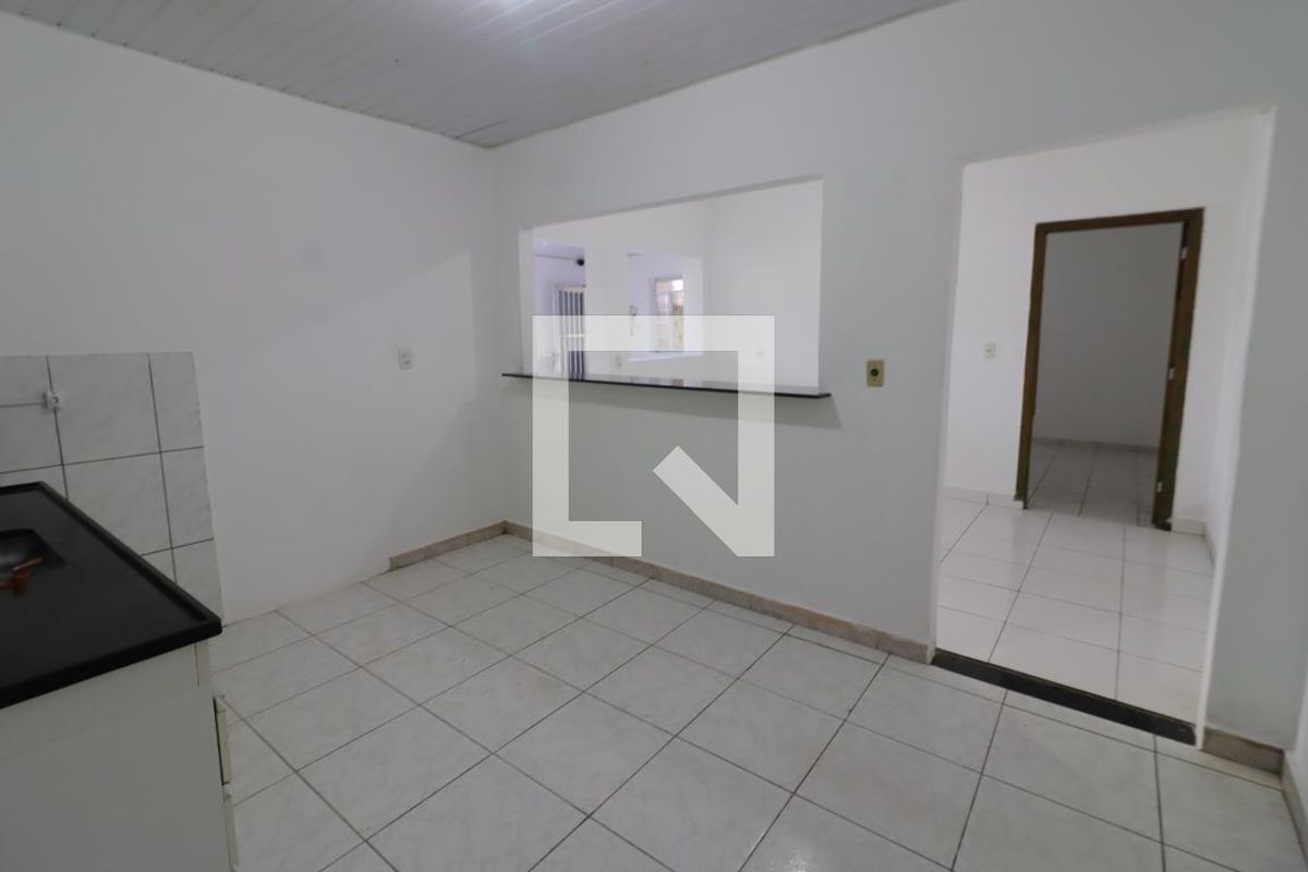 Casa, 2 quartos, 196 m² - Foto 17