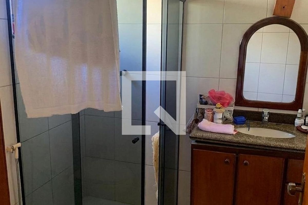 Casa à Venda - Parque Prado, 3 Quartos,  304 m2 em , Campinas - sp | SoloBR