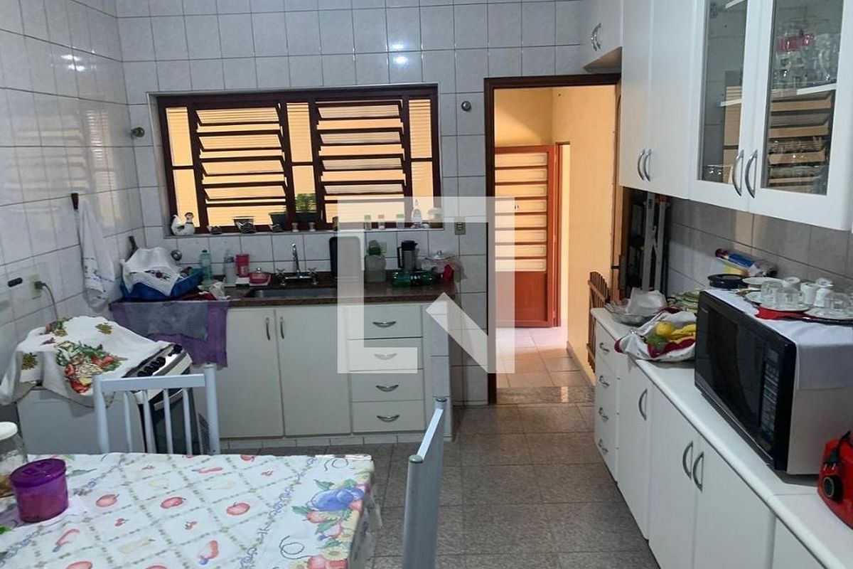 Casa à Venda - Parque Prado, 3 Quartos,  304 m2 em , Campinas - sp | SoloBR