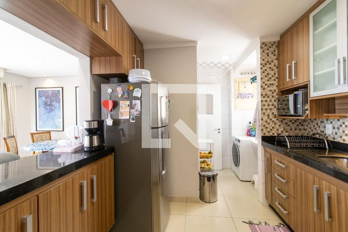 Apartamento à Venda - Vila Brandina, 3 Quartos,  79 m2 em , Campinas - sp | SoloBR
