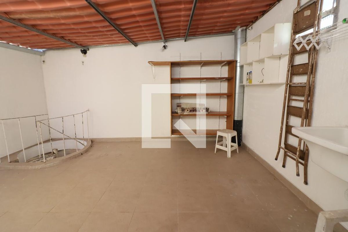 Casa, 3 quartos, 200 m² - Foto 25
