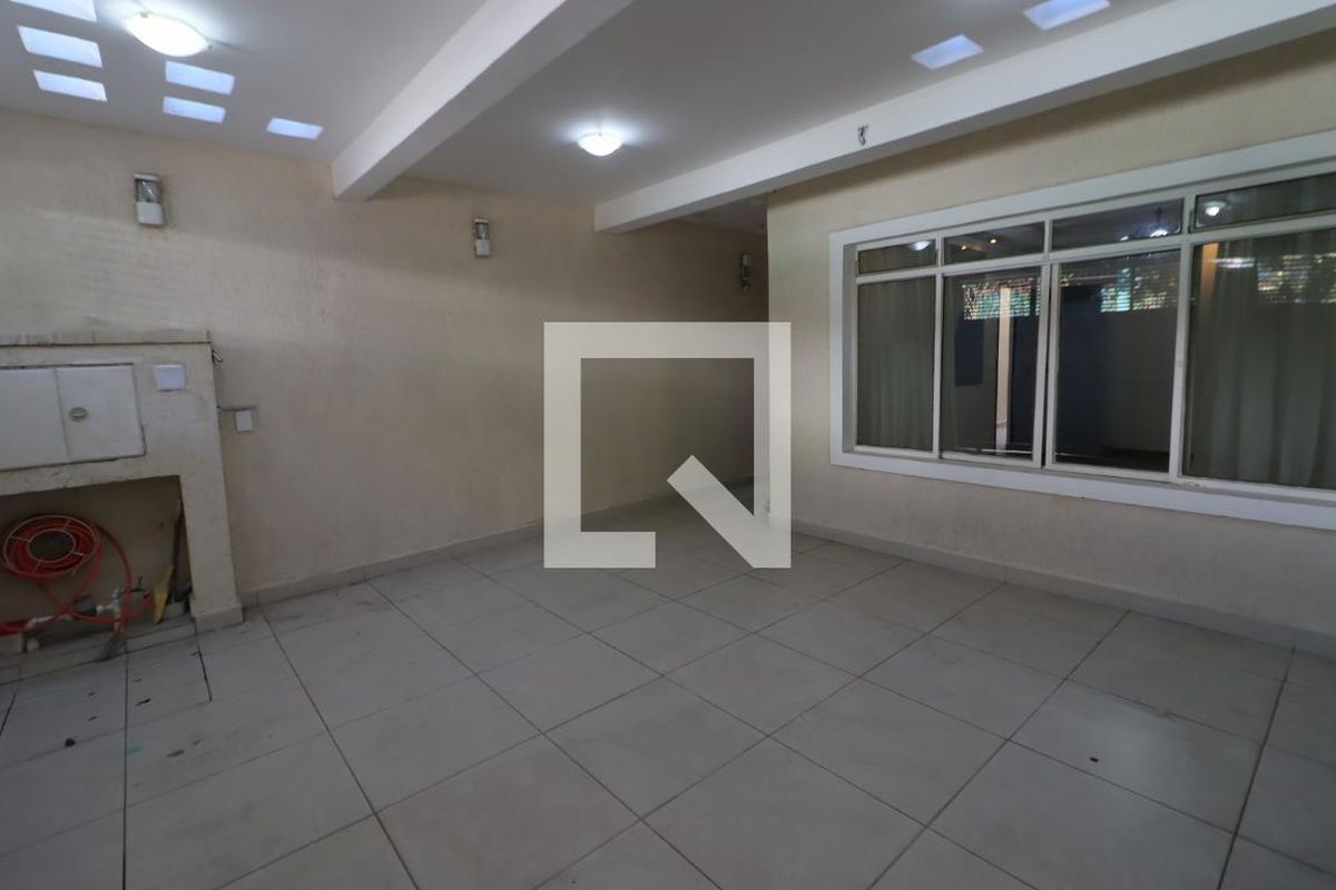 Casa, 3 quartos, 200 m² - Foto 46