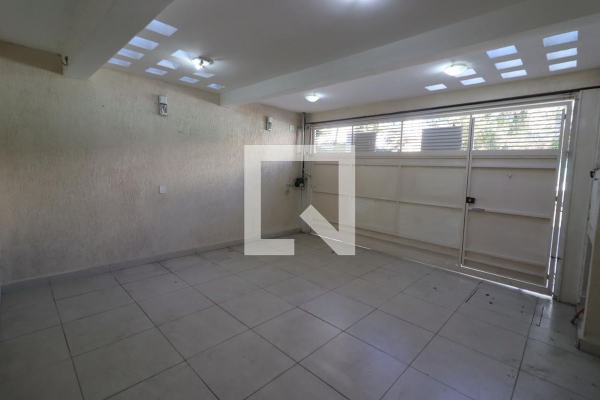 Casa, 3 quartos, 200 m² - Foto 44