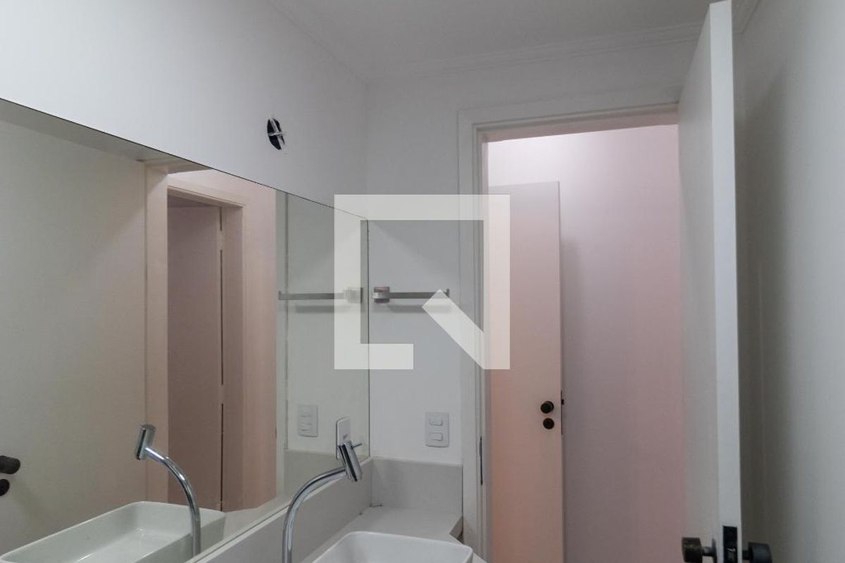 Apartamento à Venda - Cambuí, 1 Quarto,  57 m2 em , Campinas - sp | SoloBR