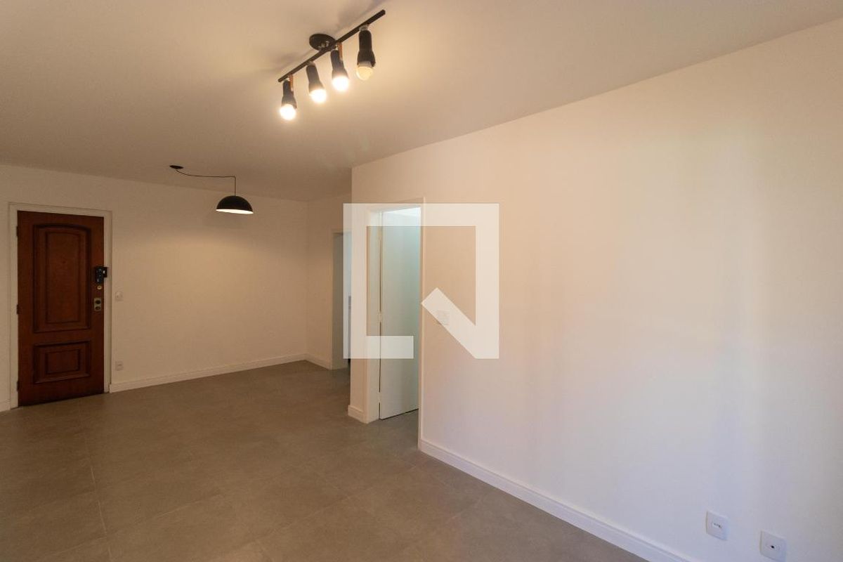 Apartamento à Venda - Cambuí, 1 Quarto,  57 m2 em , Campinas - sp | SoloBR