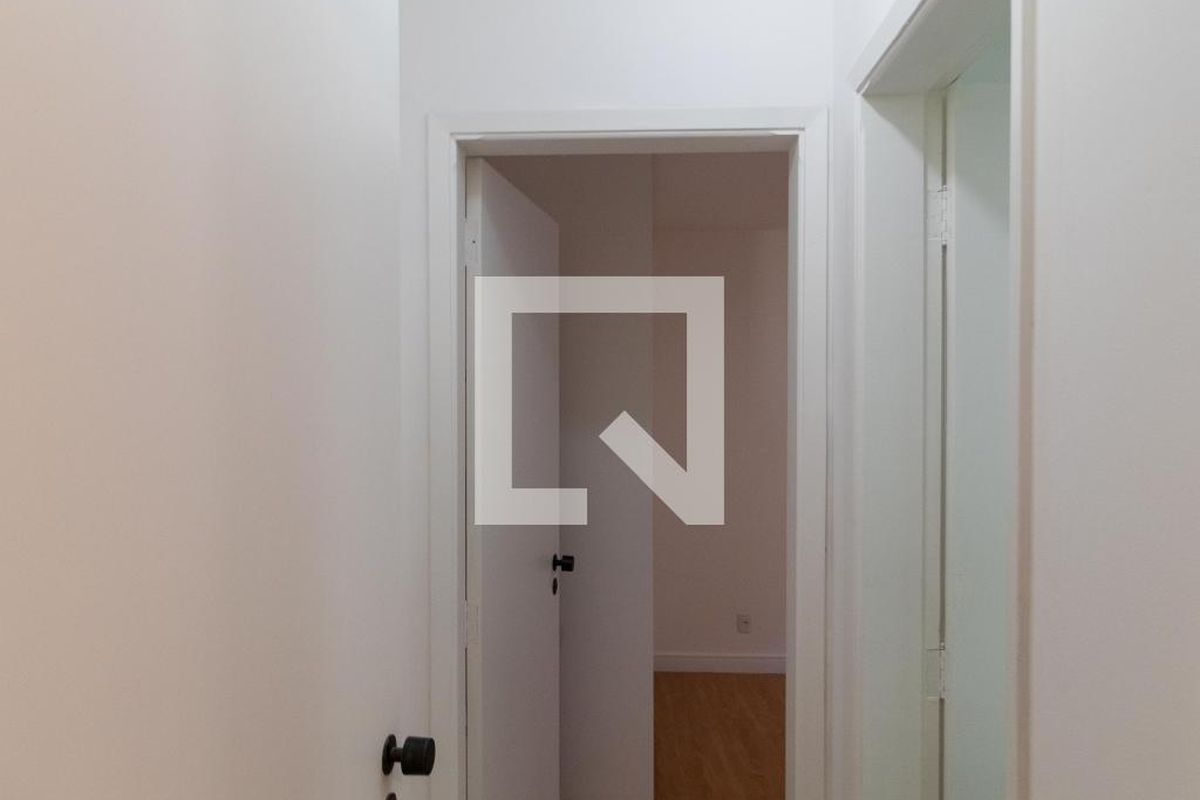 Apartamento à Venda - Cambuí, 1 Quarto,  57 m2 em , Campinas - sp | SoloBR