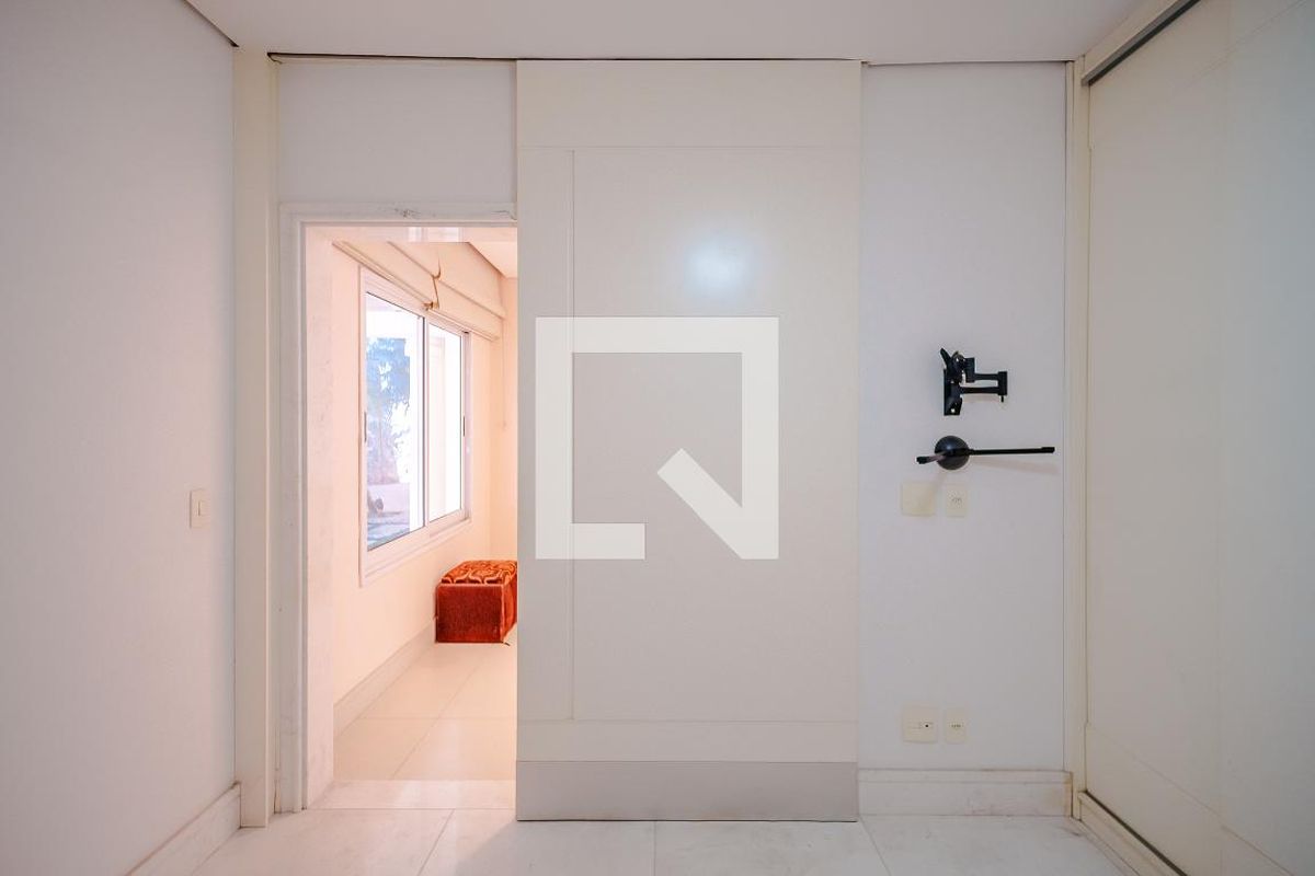 Casa, 6 quartos, 458 m² - Foto 24