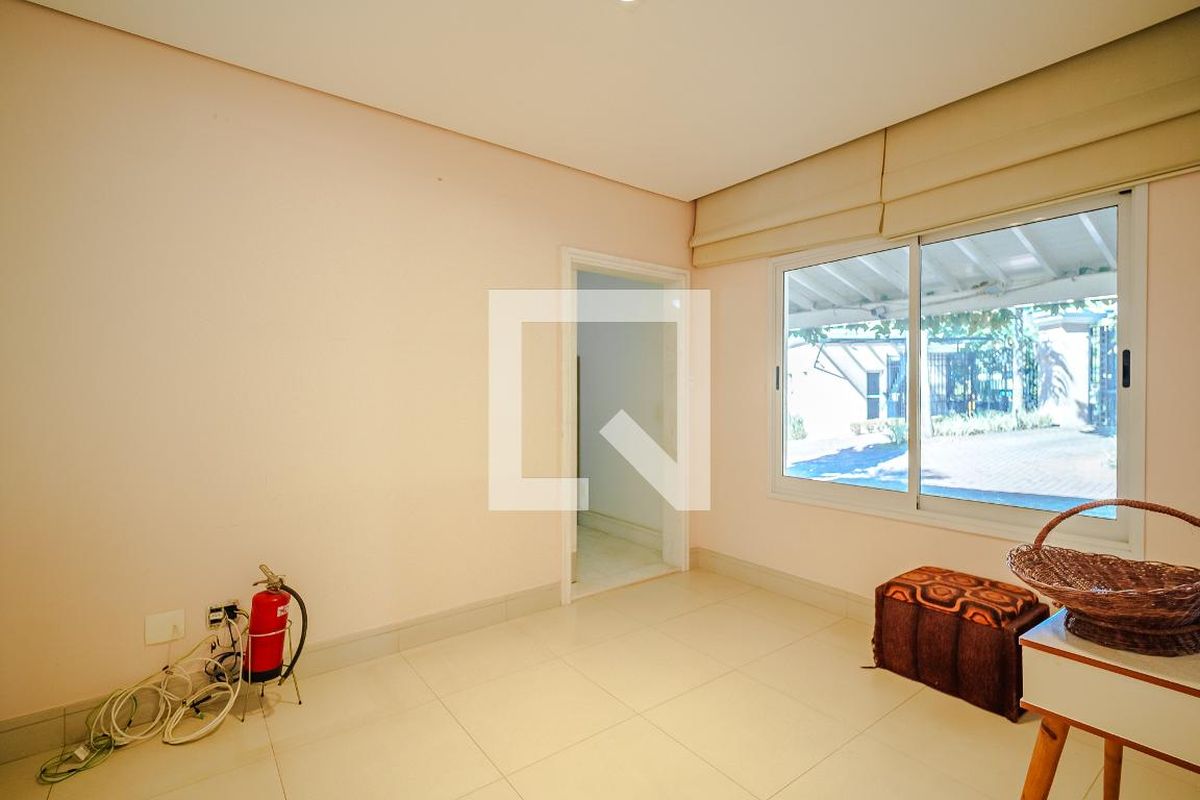 Casa, 6 quartos, 458 m² - Foto 17