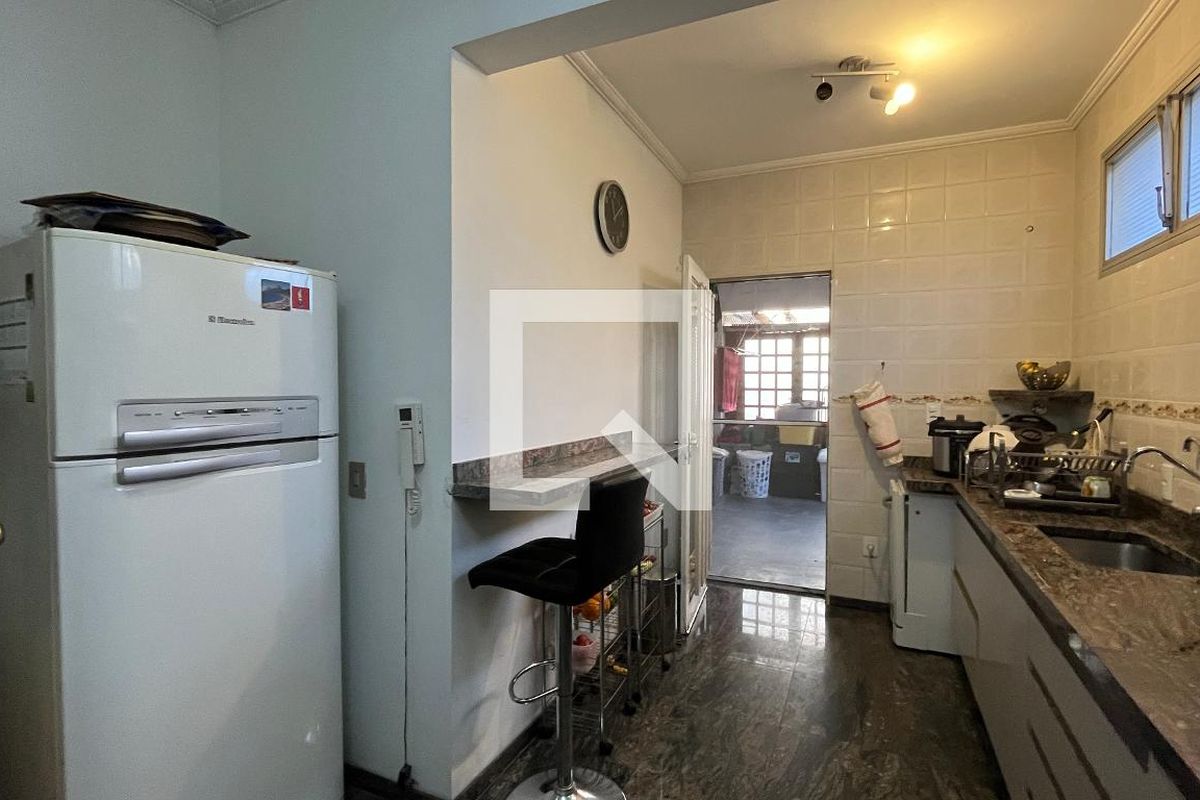 Casa à Venda - Jardim Chapadão, 5 Quartos,  382 m2 em , Campinas - sp | SoloBR
