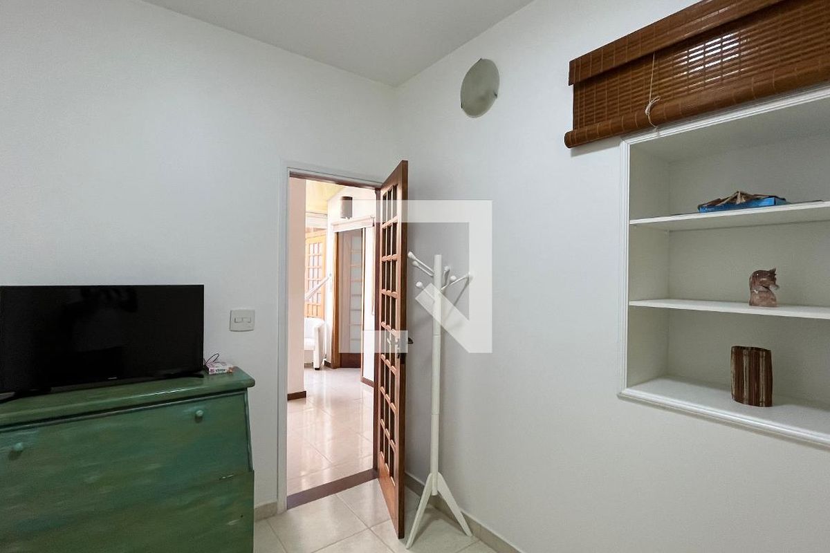 Casa à Venda - Jardim Chapadão, 5 Quartos,  382 m2 em , Campinas - sp | SoloBR
