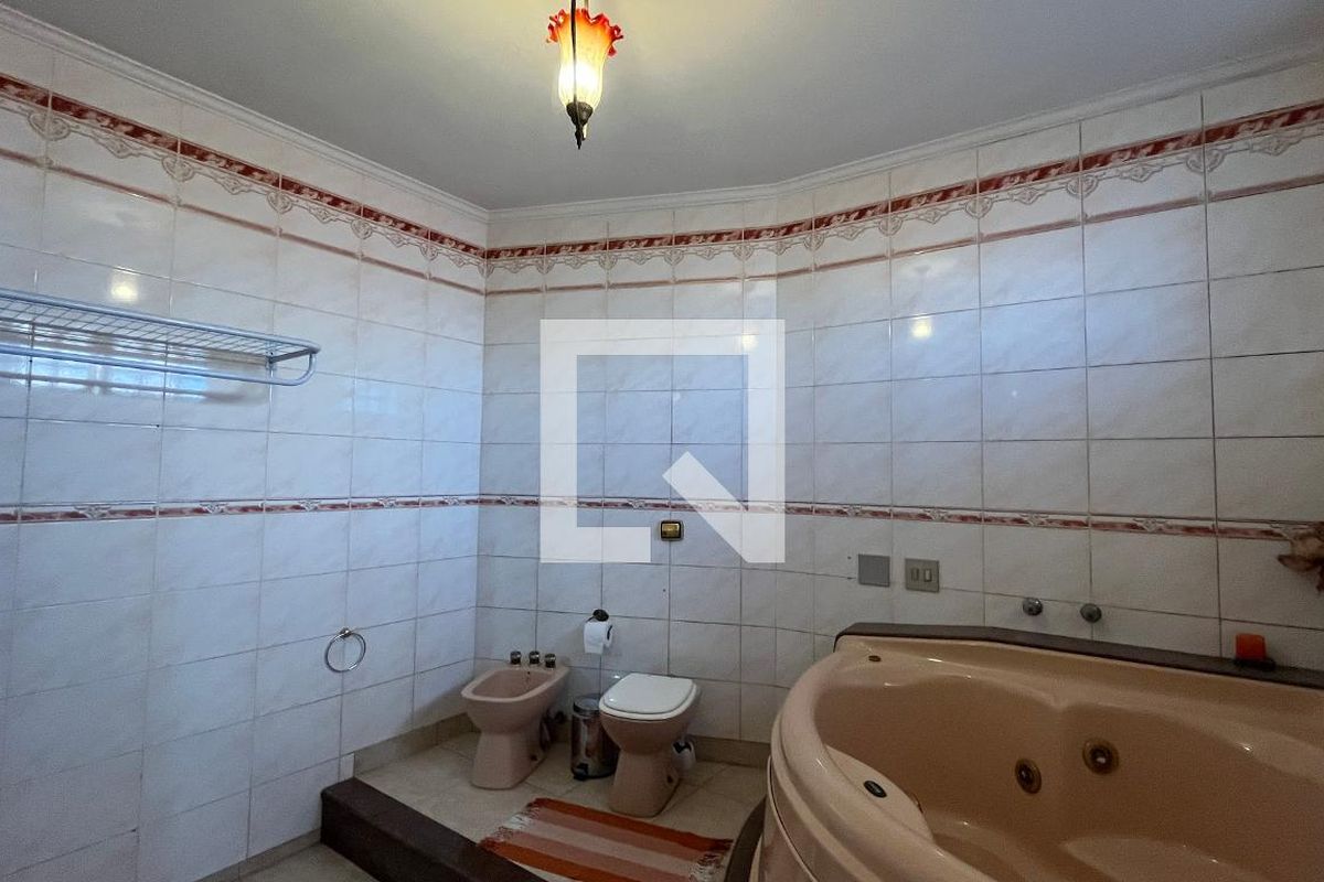 Casa à Venda - Jardim Chapadão, 5 Quartos,  382 m2 em , Campinas - sp | SoloBR