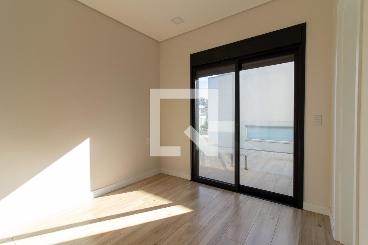 Casa à Venda - Res. Parque dos Alecrins, 4 Quartos,  285 m2 em , Campinas - sp | SoloBR