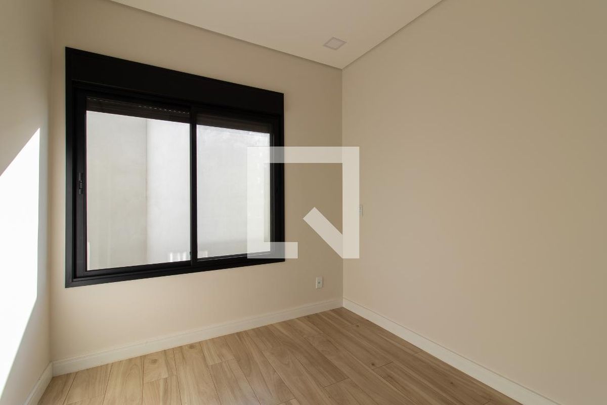 Casa à Venda - Res. Parque dos Alecrins, 4 Quartos,  285 m2 em , Campinas - sp | SoloBR