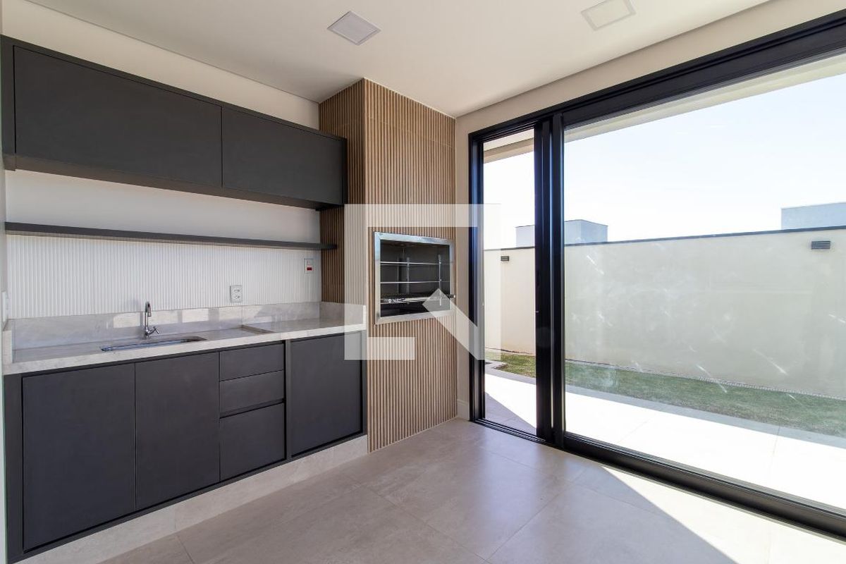 Casa à Venda - Res. Parque dos Alecrins, 4 Quartos,  285 m2 em , Campinas - sp | SoloBR