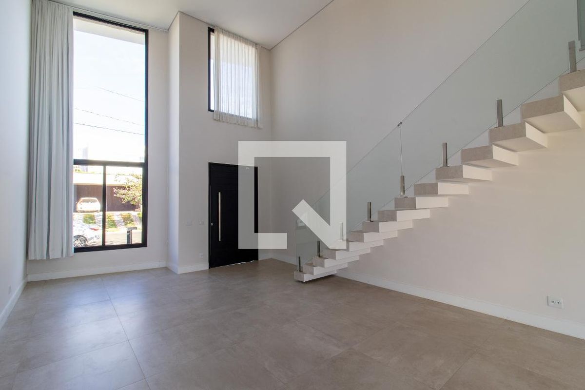 Casa à Venda - Res. Parque dos Alecrins, 4 Quartos,  285 m2 em , Campinas - sp | SoloBR