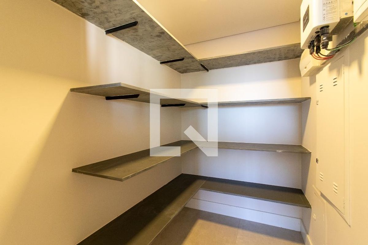 Casa à Venda - Res. Parque dos Alecrins, 4 Quartos,  285 m2 em , Campinas - sp | SoloBR