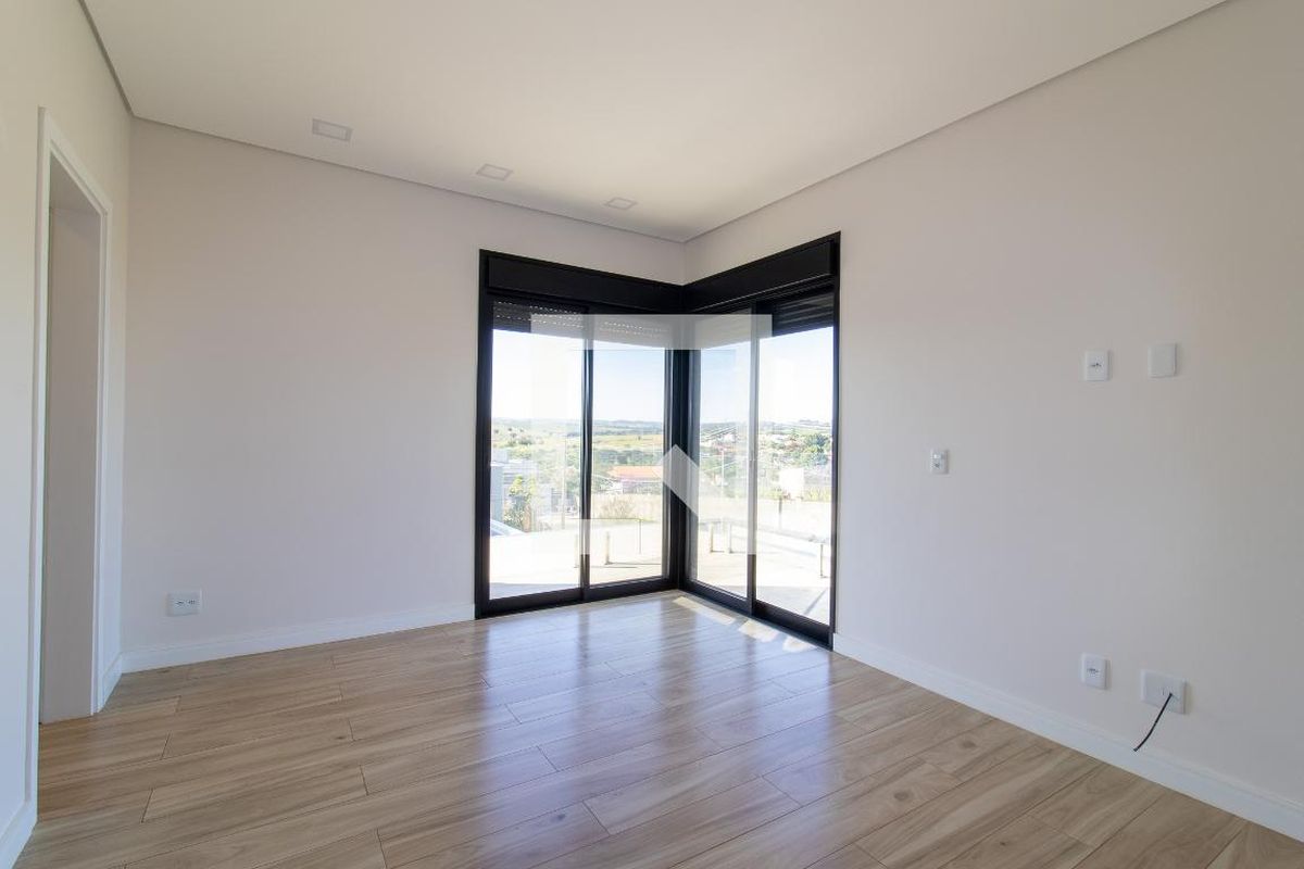 Casa à Venda - Res. Parque dos Alecrins, 4 Quartos,  285 m2 em , Campinas - sp | SoloBR