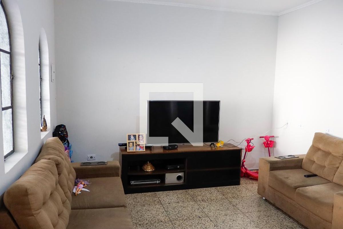 Casa, 3 quartos, 160 m² - Foto 2