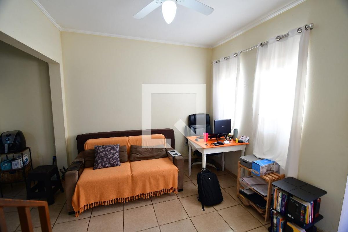 Casa, 2 quartos, 216 m² - Foto 3